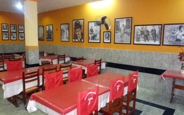 Hollywood Palace Hotel