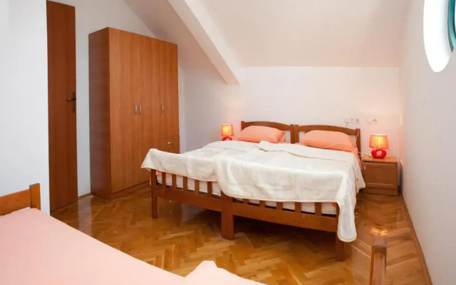 Yacht Beach Apartments