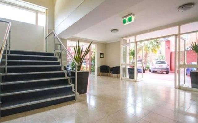 Silkari Urban CKS Sydney Airport Hotel