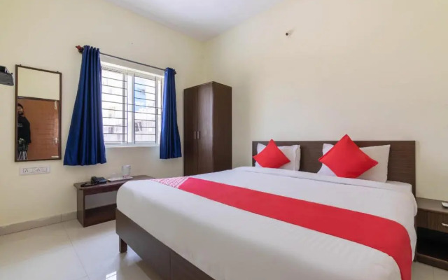 OYO 19749 New Shelton Suites