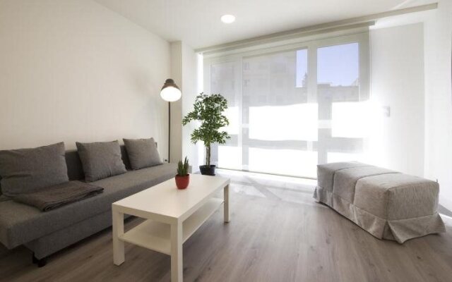 Pensión T5 Donostia Suites