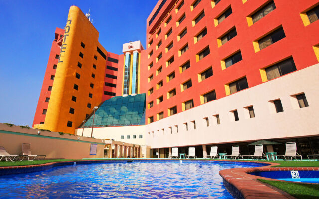 Hotel Corona Plaza