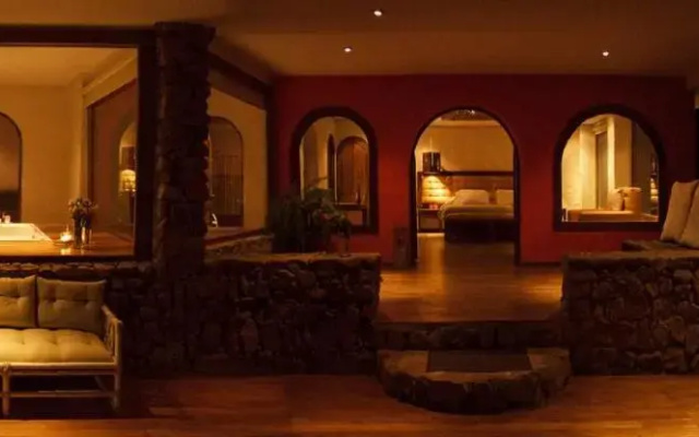 Tunas & Cabras Hotel