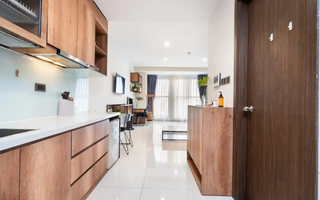 Urban Zen Saigon - Royal Apartment D4
