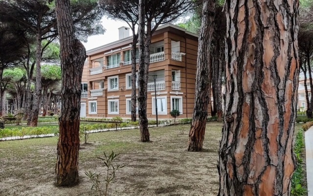 Prestige Resort
