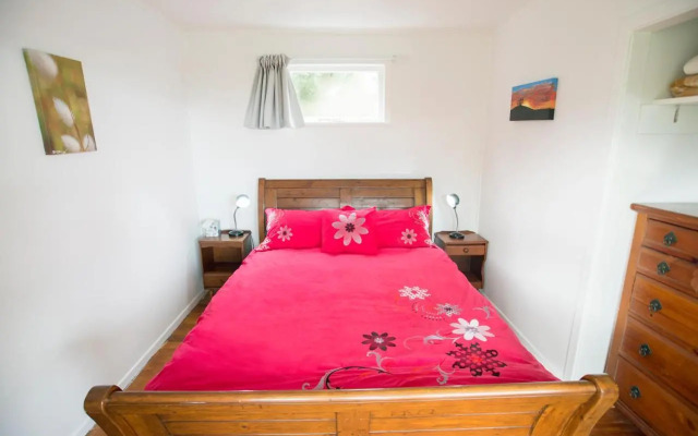 Nigel's Crib - Coopers Beach Holiday Home