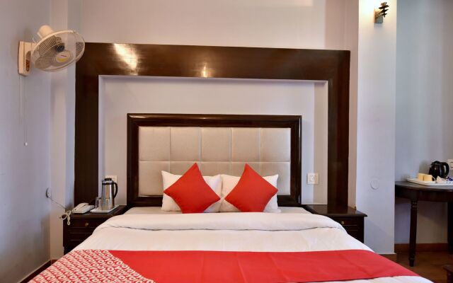 Hotel Himland East By OYO Rooms