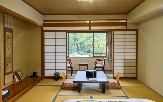 Shuzenji Onsen Hotel Takitei – Guest Rooms – Izu