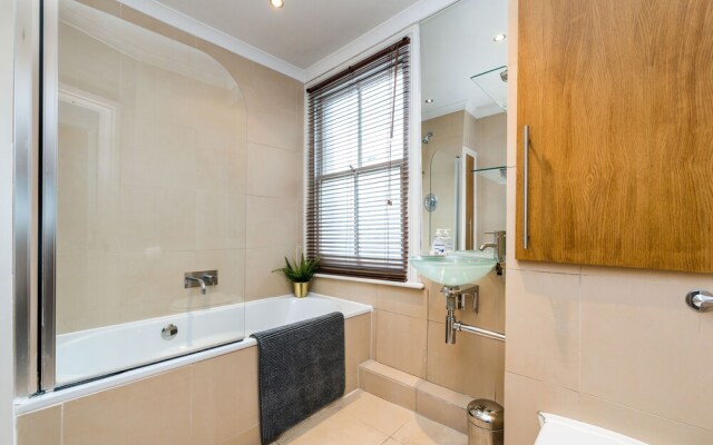 West Hampstead Two Bed Apartment