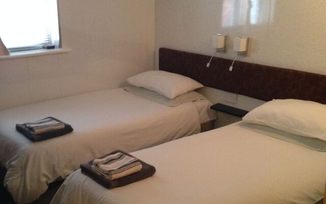 OYO The Bentleys Hotel