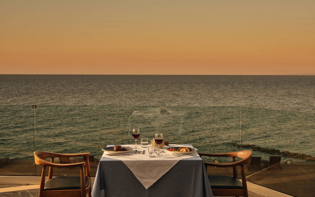 Cavo Orient Beach Hotel