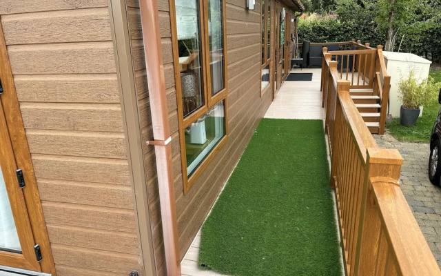 Edinburgh Lodge-sleeps 6-pet Friendly-beach&views