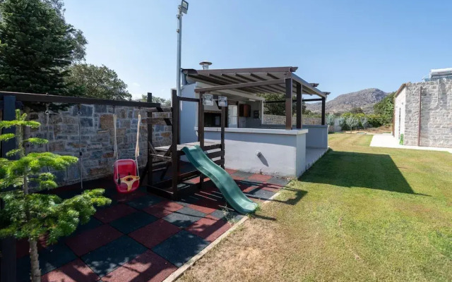 Villa Liatiko With Private Pool