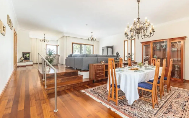 Stunning 6-bed House in Brito, Guimaraes