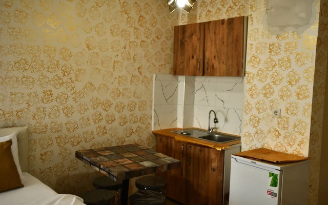 Ada Aparthotel