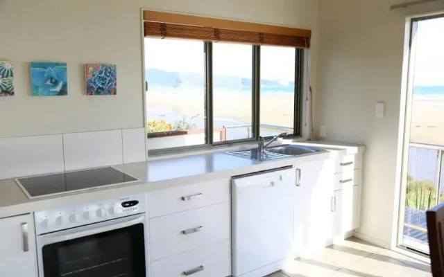 Gems Seaside Lodge