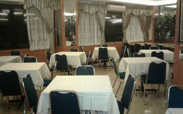 Plaza Hotel Harco Mangga Dua