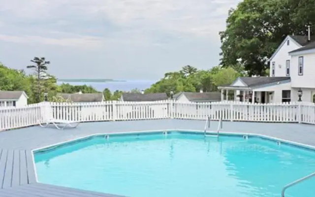 Lincolnville Retreat