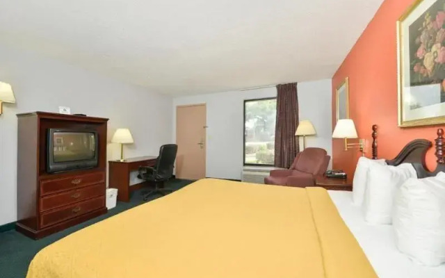 Americas Best Value Inn Hinesville