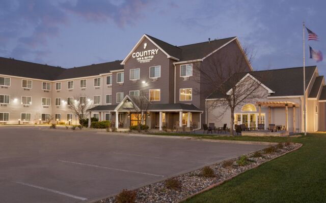 Country Inn & Suites by Radisson, Ames, IA