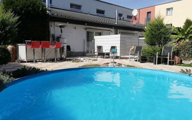 Villaci Full Service Boardinghouse Apartments