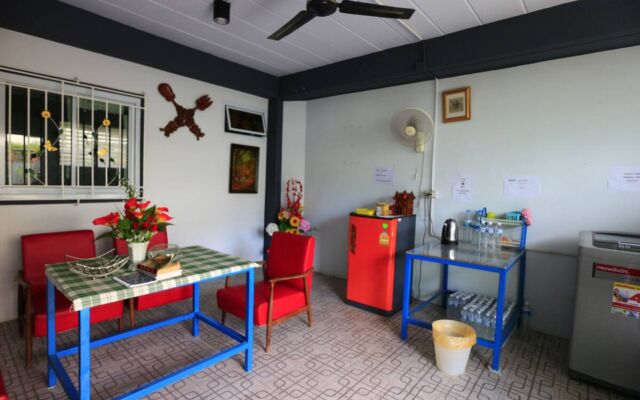 9G Room