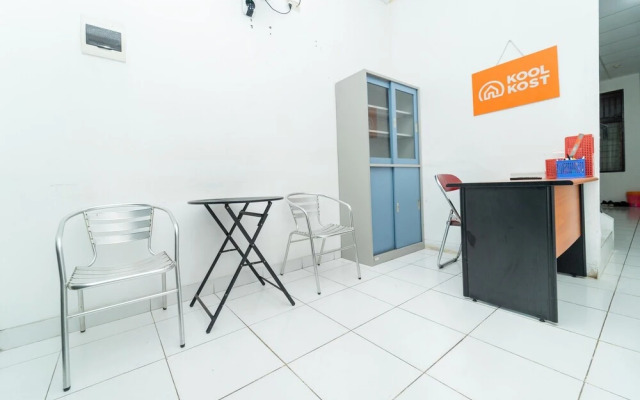 KoolKost Syariah near Summarecon Mall Serpong