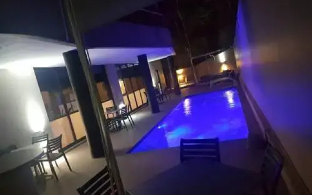 Weom Apartments