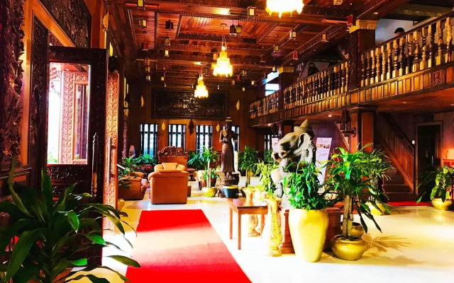 Hello Cambodia Boutique
