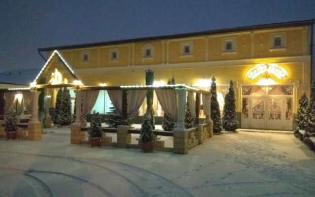 Old Castle Hotel