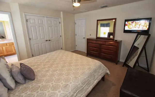 3031 Encantada