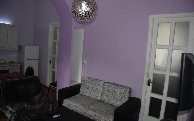 Apartment on Parnavaz Mepe 72