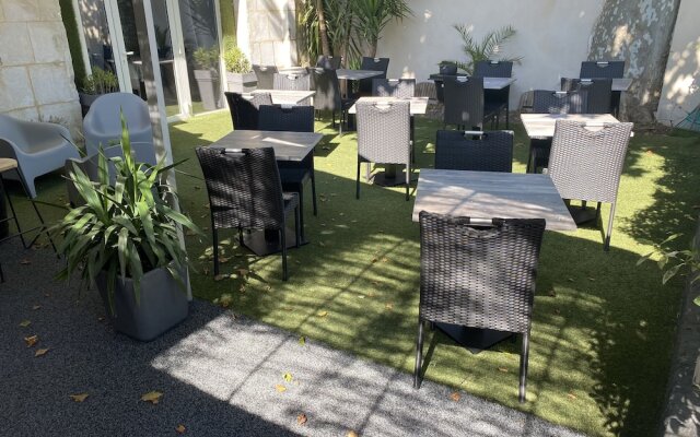 Hotel L'Escale des Alpilles