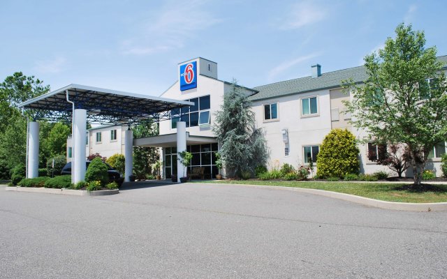 Motel 6 Pottstown, PA