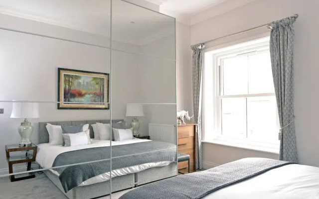 Bicknell House Lascelles Penthouse