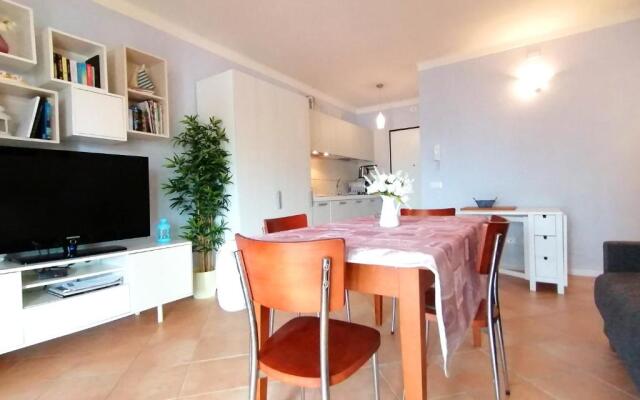 V203 Trilo Porto Turistico