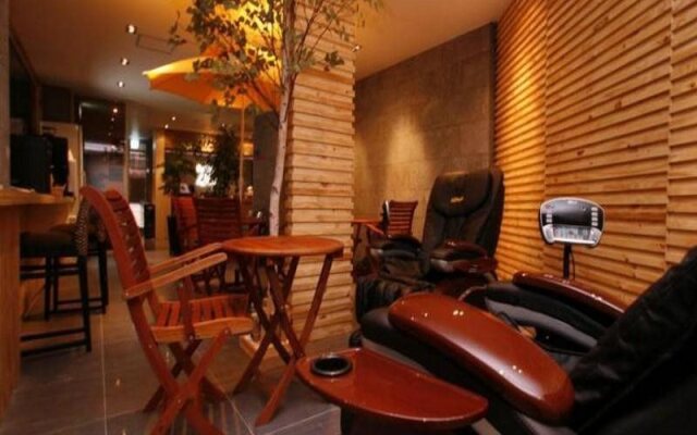 Hotel Myeongjak, Suwon