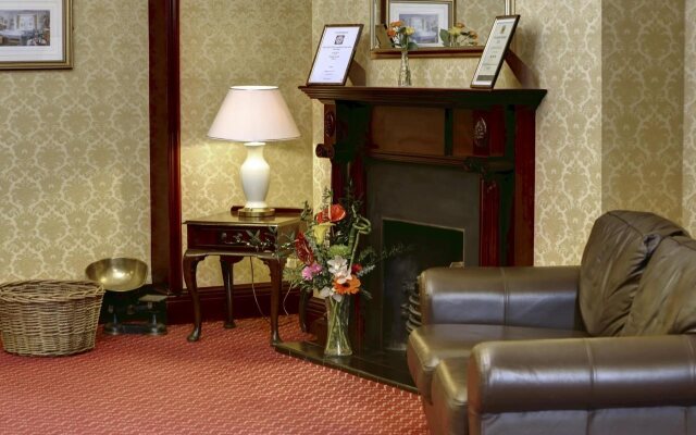Broadfield Park Hotel