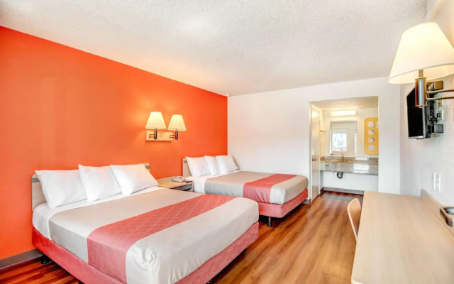 Motel 6 Stockton, CA - North