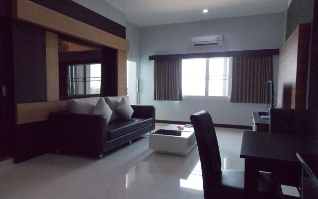 Eastpana Hotel