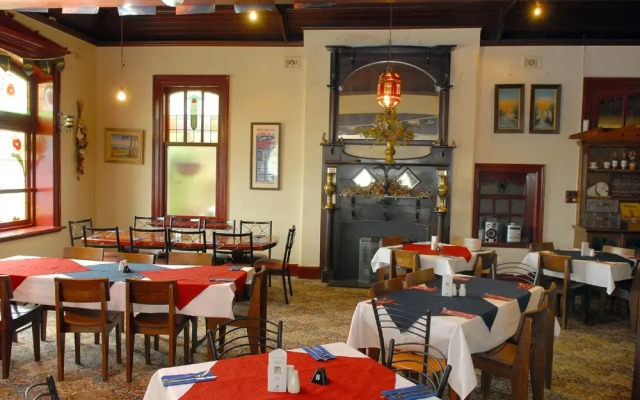 Mickey Bourke's Koroit Hotel