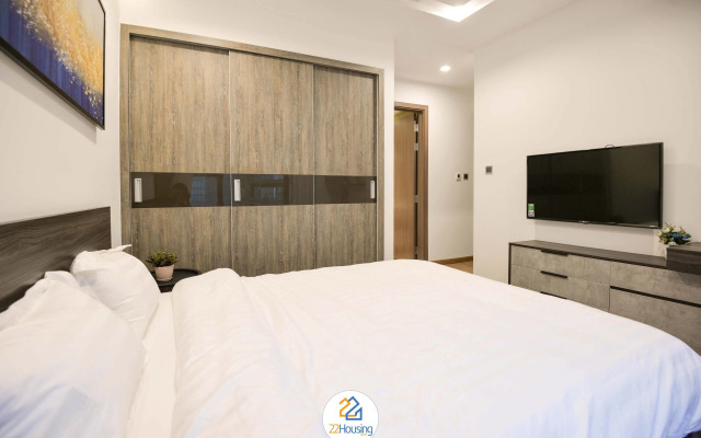 Sunny Vinhomes Metropolis Apartment
