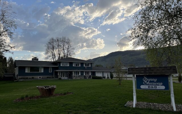 Sunny Shuswap B&B