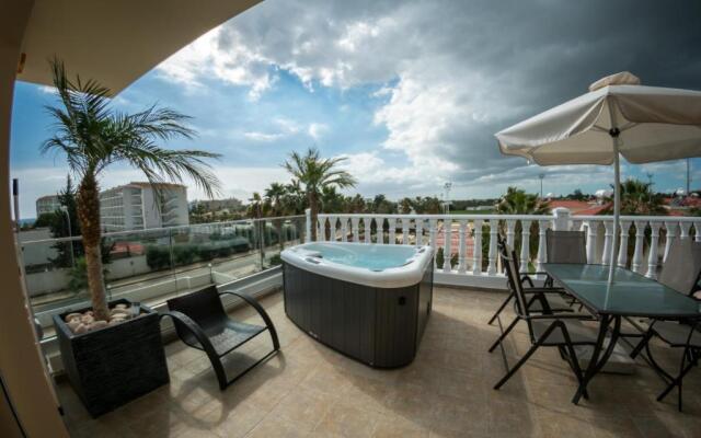 Paradi Nissi Golden Sands Apartment