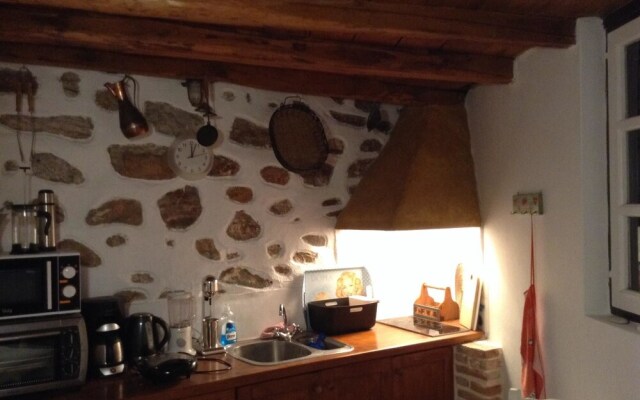 Enchanting Island House on Syros Island, Chroussa Village Surrounded b