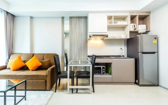 6Av 703 - Large Apartment in Surin Beach