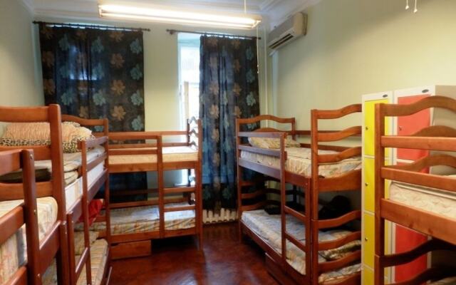 Хостел Yourhostel Арсенальная