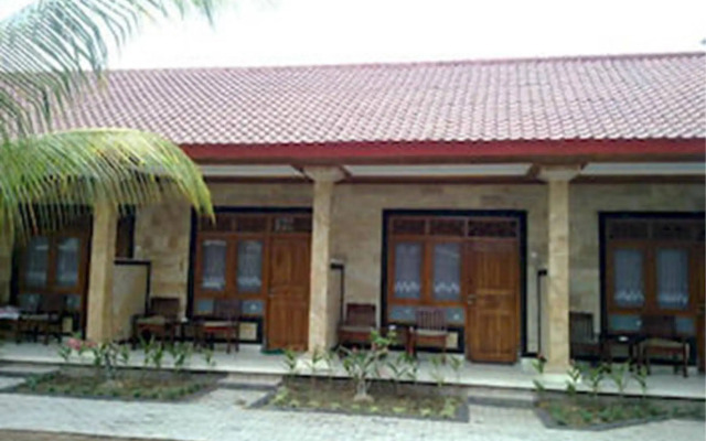 Mahendra Beach Inn