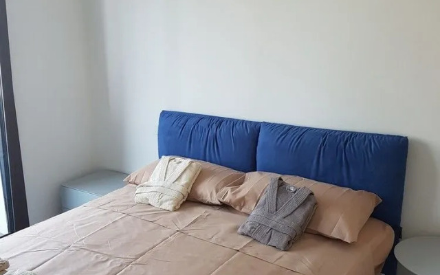 Viale Severino Boezio 20 Apartament