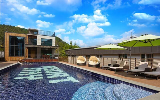 Cheongju Jade Nine Pension